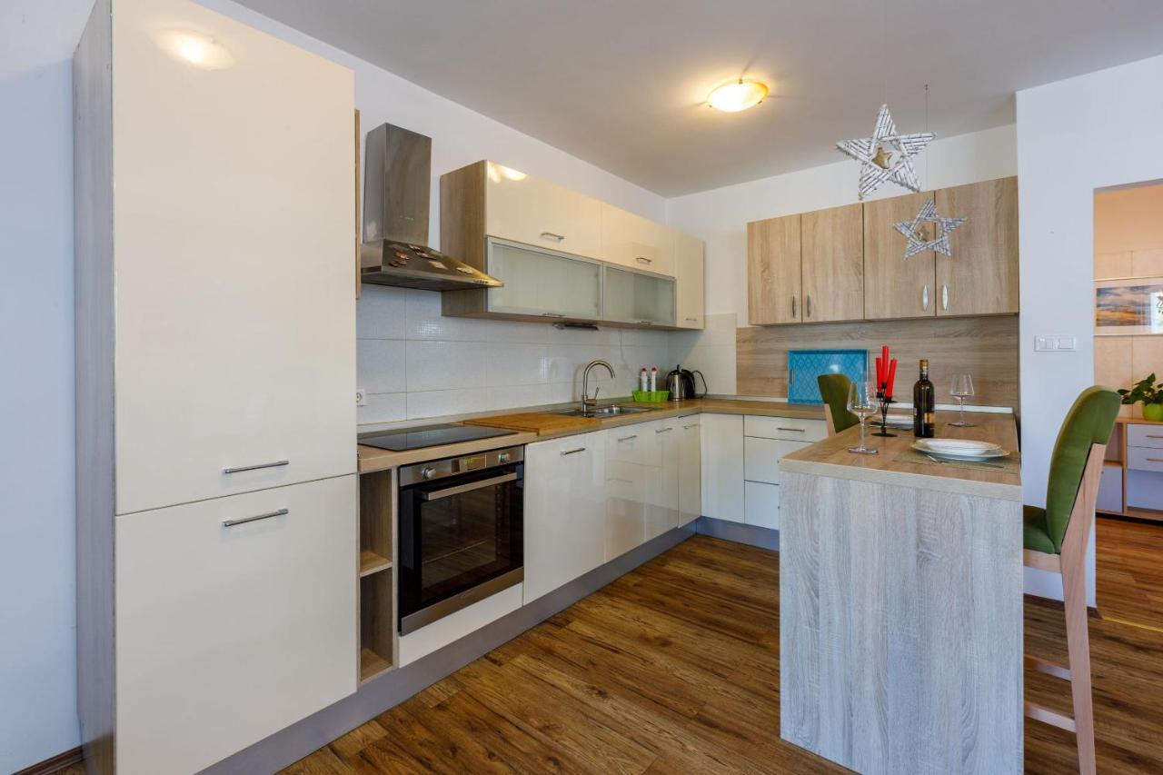 Apartments Franny Novi Vinodolski Zewnętrze zdjęcie